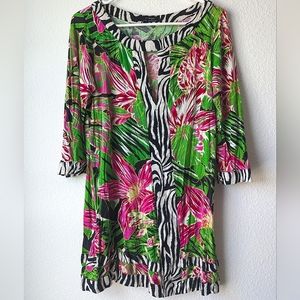 T-bags Los Angeles tropical floral and zebra print v-neck peephole mini dress M